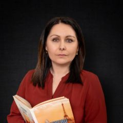 Назарян Елена